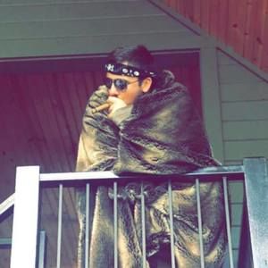 Meet your Posher, Eian